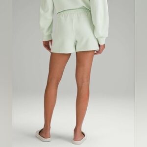 Lululemon Softstreme High-Rise Short 4" Kohlrabi Green Women's Size 6